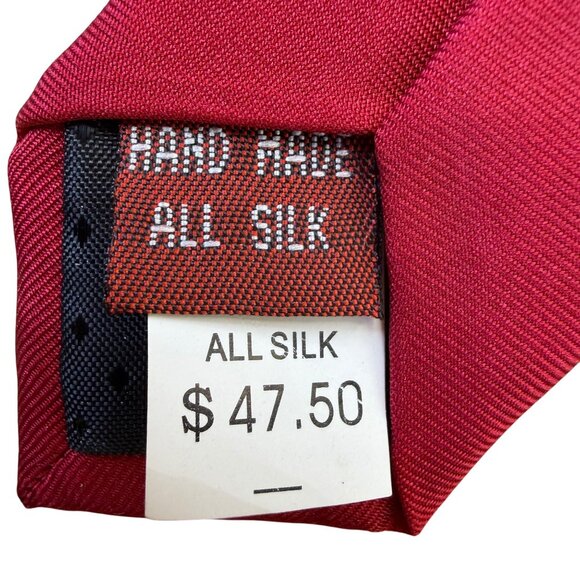 Museum Artifacts Mens Red Silk Neck Tie "Remove Before Flight" Print Handmade - Picture 3 of 8